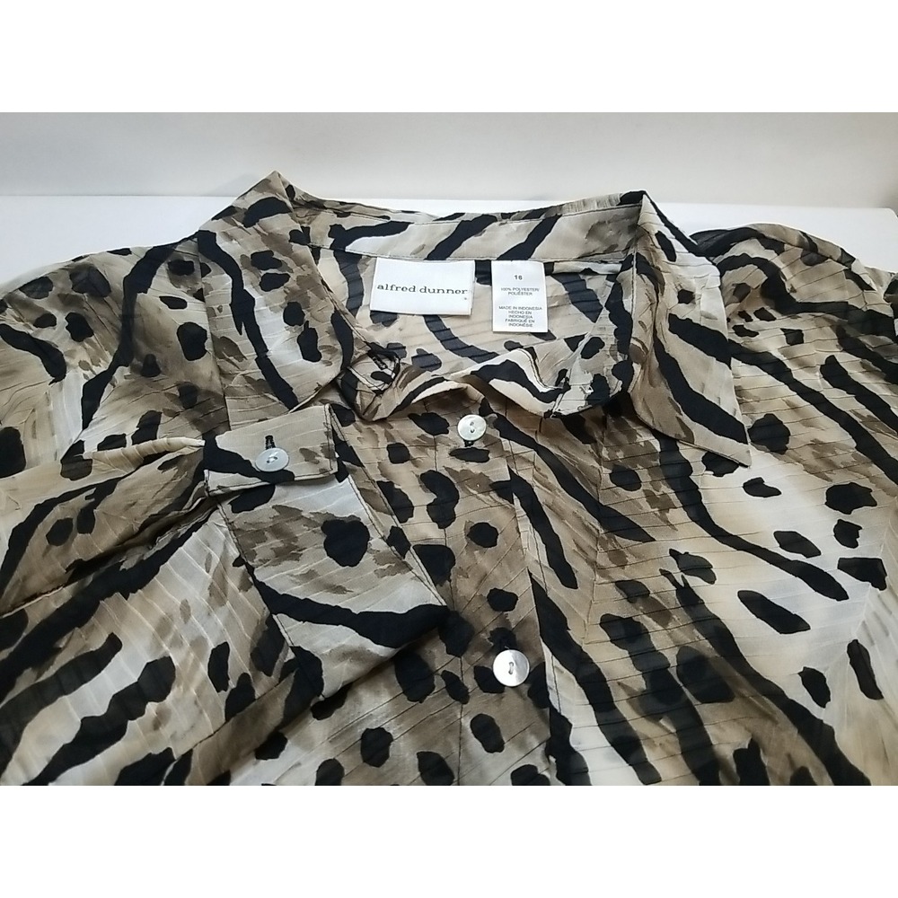 Alfred Dunner Womens Blouse Size 16 Brown Leopard Button Up Long Sleeve Animal